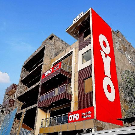 Hotel O Olive Saffron Delhi  Exterior photo