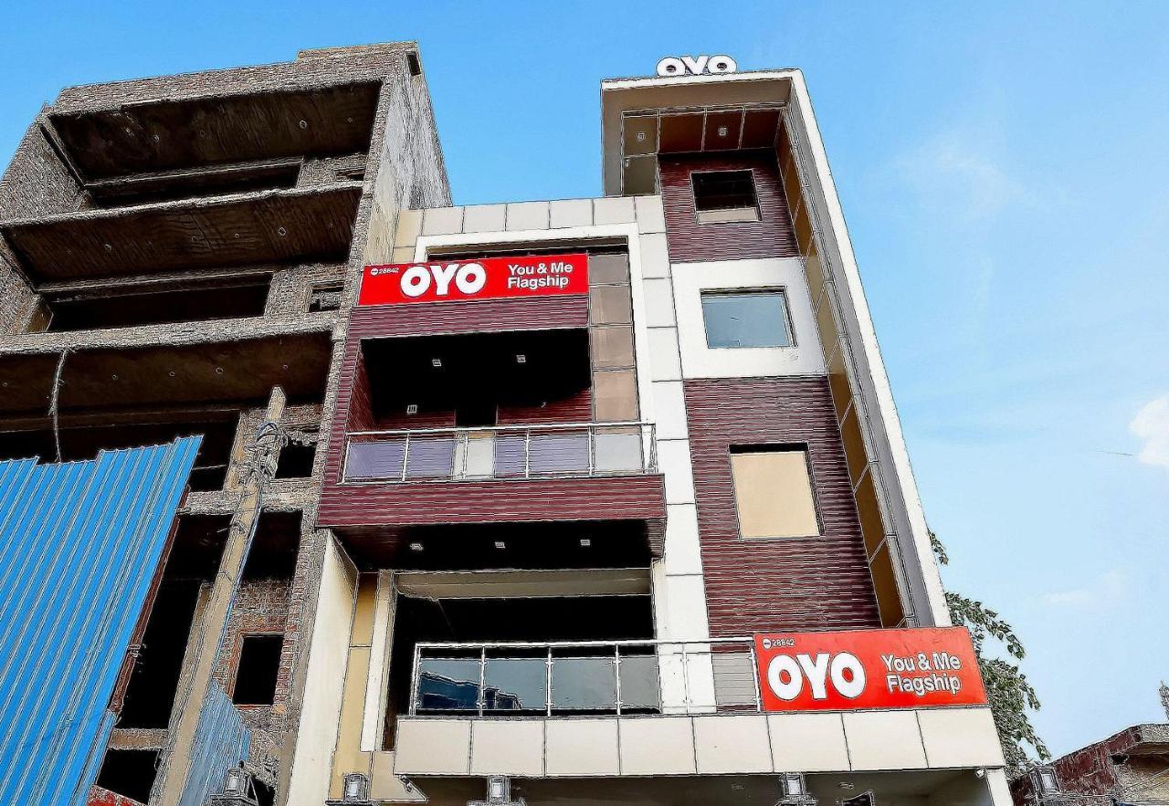 Hotel O Olive Saffron Delhi  Exterior photo